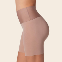 GlamForm™ Stay-In-Place Seamless Shaper Short