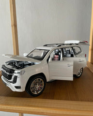 Toyota Land Cruiser |Best Selling 🔥 1:24 Scale Die-Cast